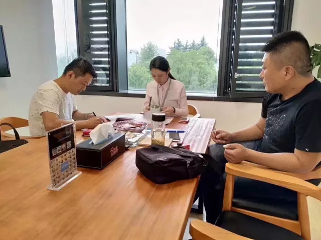 熱烈祝賀泰州姜堰李總、王總簽約創(chuàng)綠家！