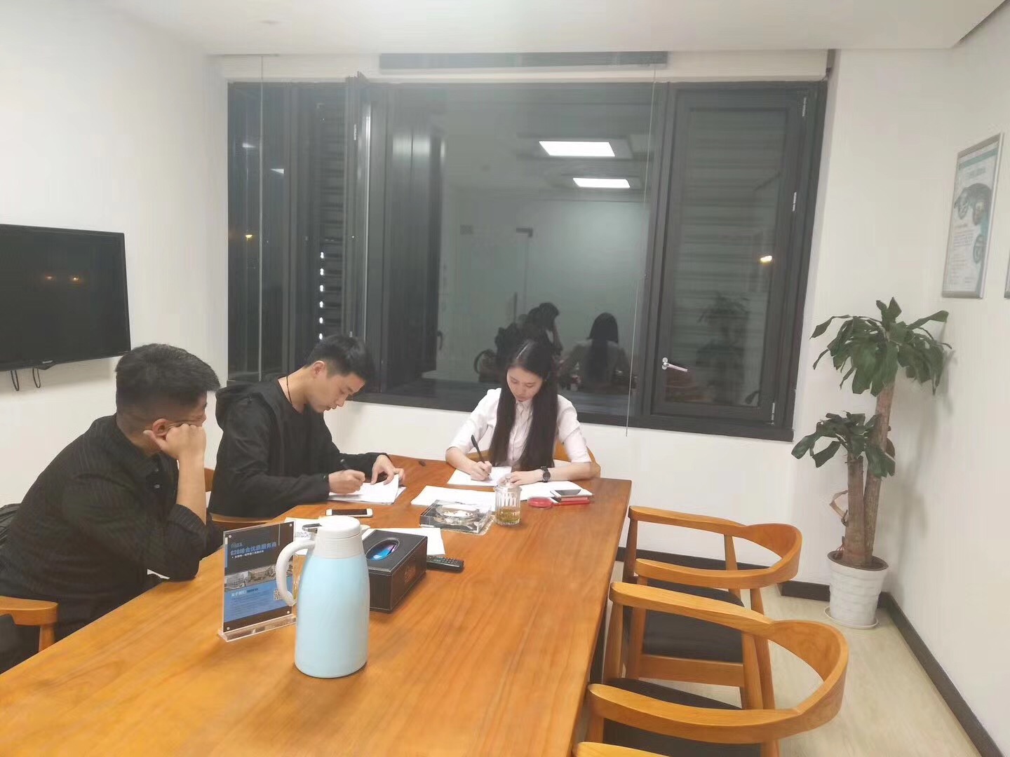 熱烈祝賀馬總、張總簽約創(chuàng)綠家亳州縣級(jí)代理！