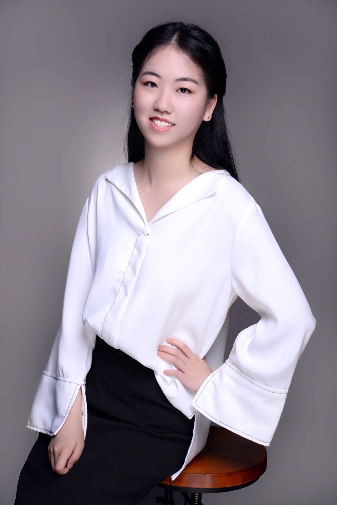 【1月生日會】本月壽星只有美少女，拍圖拍到小編手機(jī)內(nèi)存不夠啦！