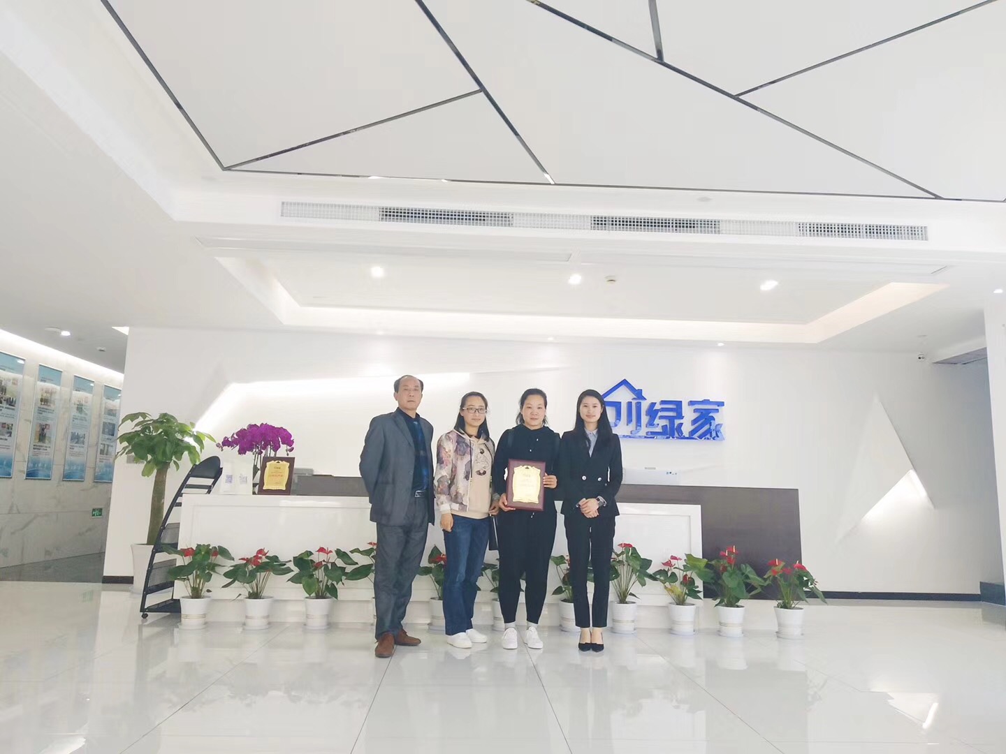 熱烈祝賀李總簽約創(chuàng)綠家撫州市區(qū)級(jí)代理！