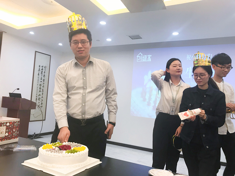 【5月生日會(huì)】這期壽星各個(gè)都可以出C位！