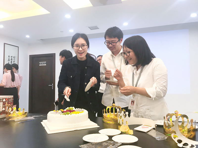【5月生日會(huì)】這期壽星各個(gè)都可以出C位！