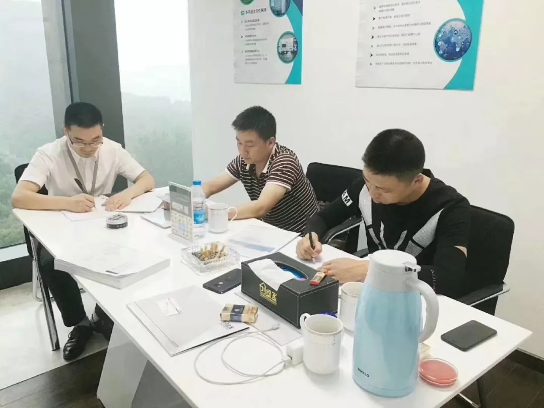 熱烈祝賀馬總團隊簽約創(chuàng)綠家襄陽市區(qū)級代理！