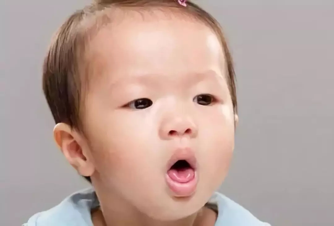 4歲男孩和媽媽辦“婚禮”，真相令人淚崩！