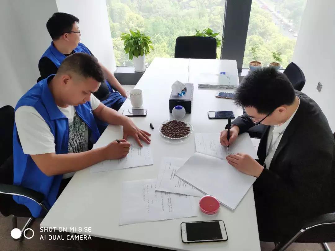 熱烈祝賀劉總、夏總簽約創(chuàng)綠家河南省安陽(yáng)市縣級(jí)代理！
