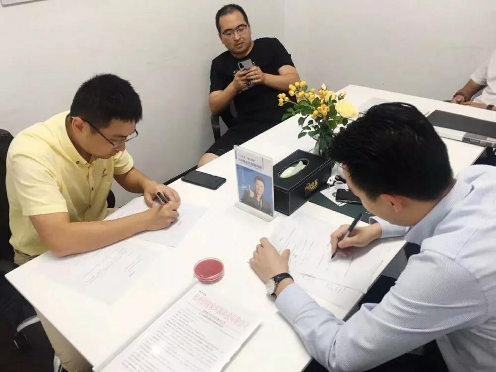 熱烈祝賀湯總簽約創(chuàng)綠家浙江省溫州市區(qū)級(jí)代理！