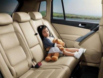 車內(nèi)空氣凈化價(jià)格是多少？