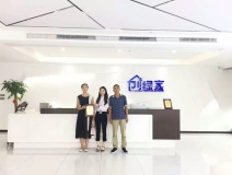 熱烈祝賀李總簽約創(chuàng)綠家河南省區(qū)級代理！